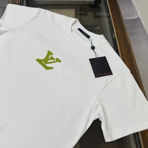 Cheap Louis Vuitton LV T-Shirts Short Sleeved For Unisex #1423462 Replica Wholesale [$32.00 USD] [ITEM#1423462] on Replica Louis Vuitton LV T-Shirts