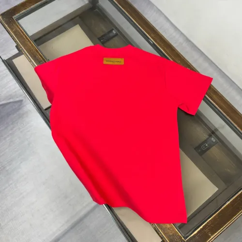 Cheap Louis Vuitton LV T-Shirts Short Sleeved For Unisex #1423469 Replica Wholesale [$32.00 USD] [ITEM#1423469] on Replica Louis Vuitton LV T-Shirts