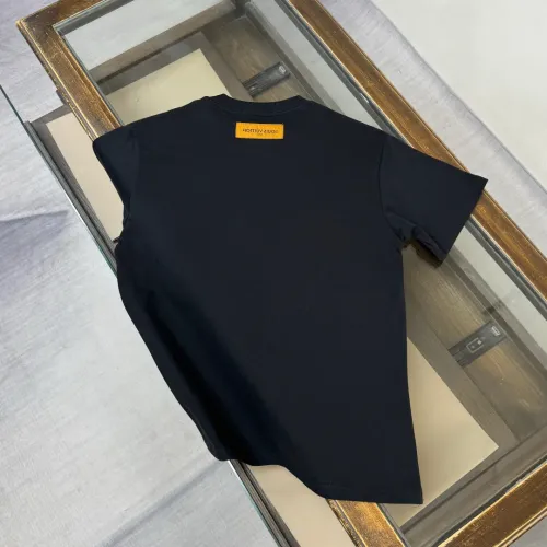 Cheap Louis Vuitton LV T-Shirts Short Sleeved For Unisex #1423470 Replica Wholesale [$32.00 USD] [ITEM#1423470] on Replica Louis Vuitton LV T-Shirts