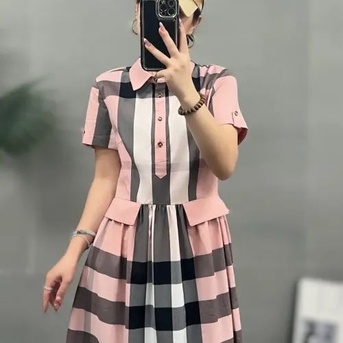 Cheap Burberry Dresses Short Sleeved For Women #1423755 Replica Wholesale [$76.00 USD] [ITEM#1423755] on Replica Burberry Dresses