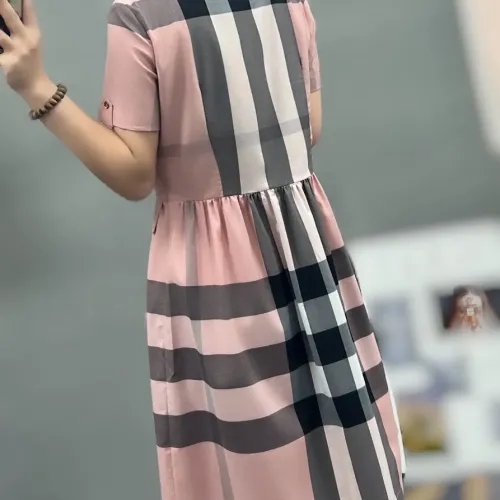 Cheap Burberry Dresses Short Sleeved For Women #1423755 Replica Wholesale [$76.00 USD] [ITEM#1423755] on Replica Burberry Dresses