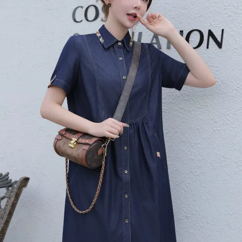 Cheap Burberry Dresses Short Sleeved For Women #1423758 Replica Wholesale [$76.00 USD] [ITEM#1423758] on Replica Burberry Dresses