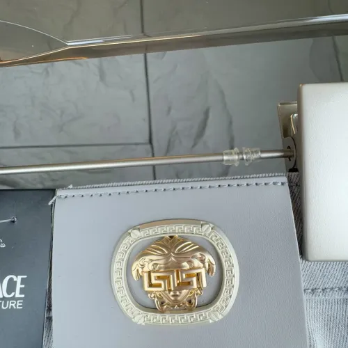 Cheap Versace Jeans For Men #1423878 Replica Wholesale [$48.00 USD] [ITEM#1423878] on Replica Versace Jeans