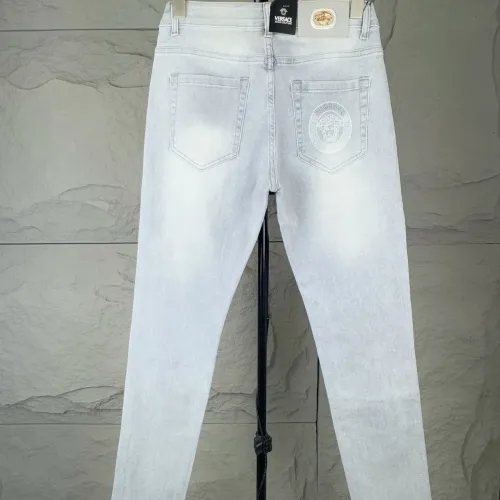 Cheap Versace Jeans For Men #1423878 Replica Wholesale [$48.00 USD] [ITEM#1423878] on Replica Versace Jeans