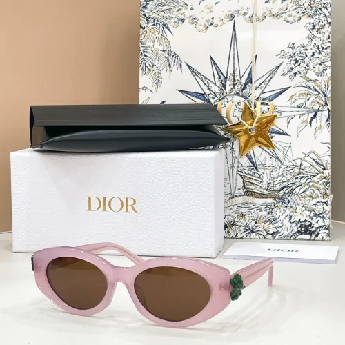 Christian Dior AAA Quality Sunglasses #1423917