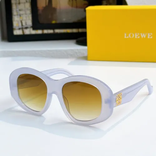 LOEWE AAA Quality Sunglasses #1423953