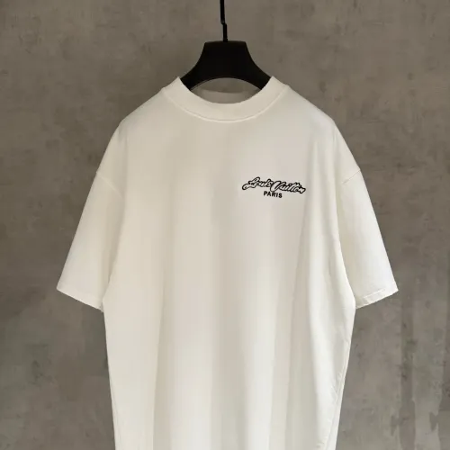 Cheap Louis Vuitton LV T-Shirts Short Sleeved For Unisex #1424106 Replica Wholesale [$56.00 USD] [ITEM#1424106] on Replica Louis Vuitton LV T-Shirts
