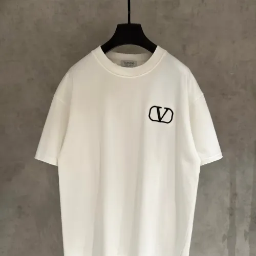 Cheap Valentino T-Shirts Short Sleeved For Unisex #1424108 Replica Wholesale [$56.00 USD] [ITEM#1424108] on Replica Valentino T-Shirts
