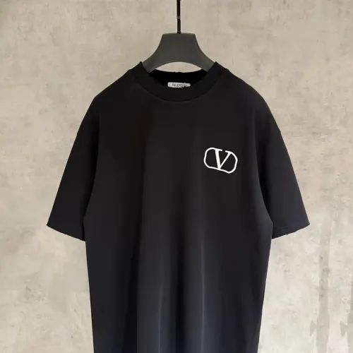 Cheap Valentino T-Shirts Short Sleeved For Unisex #1424109 Replica Wholesale [$56.00 USD] [ITEM#1424109] on Replica Valentino T-Shirts