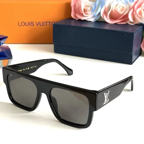 Louis Vuitton AAA Quality Sunglasses #1424196