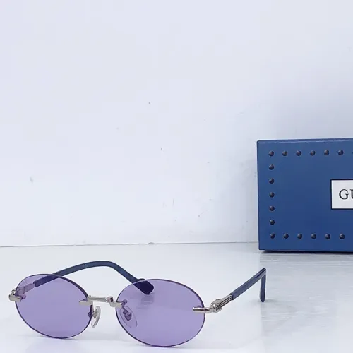 Gucci AAA Quality Sunglasses #1424233