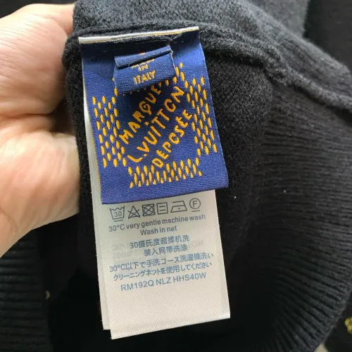 Cheap Louis Vuitton LV Sweaters Long Sleeved For Unisex #1424455 Replica Wholesale [$82.00 USD] [ITEM#1424455] on Replica Louis Vuitton LV Sweaters