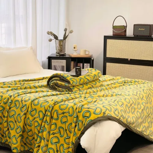 Cheap Gucci Blanket #1424486 Replica Wholesale [$60.00 USD] [ITEM#1424486] on Replica Gucci Blanket