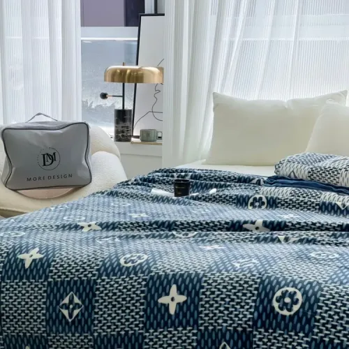 Cheap Louis Vuitton LV Blanket #1424502 Replica Wholesale [$60.00 USD] [ITEM#1424502] on Replica Louis Vuitton LV Blanket