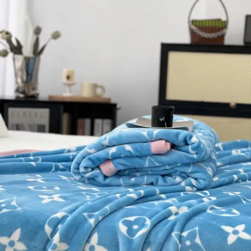 Cheap Louis Vuitton LV Blanket #1424519 Replica Wholesale [$60.00 USD] [ITEM#1424519] on Replica Louis Vuitton LV Blanket