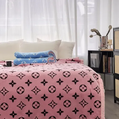 Cheap Louis Vuitton LV Blanket #1424520 Replica Wholesale [$68.00 USD] [ITEM#1424520] on Replica Louis Vuitton LV Blanket