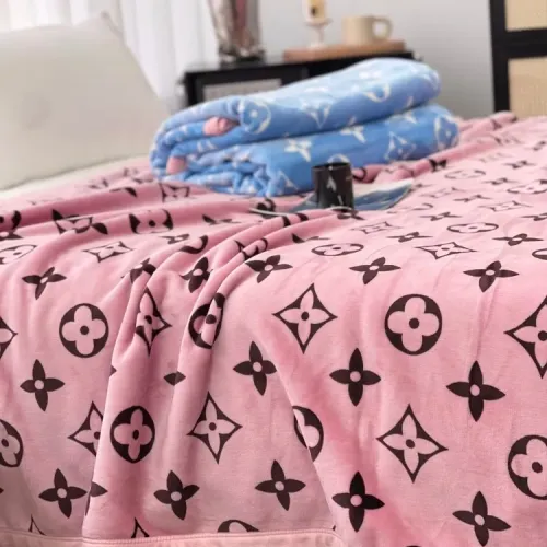 Cheap Louis Vuitton LV Blanket #1424520 Replica Wholesale [$68.00 USD] [ITEM#1424520] on Replica Louis Vuitton LV Blanket
