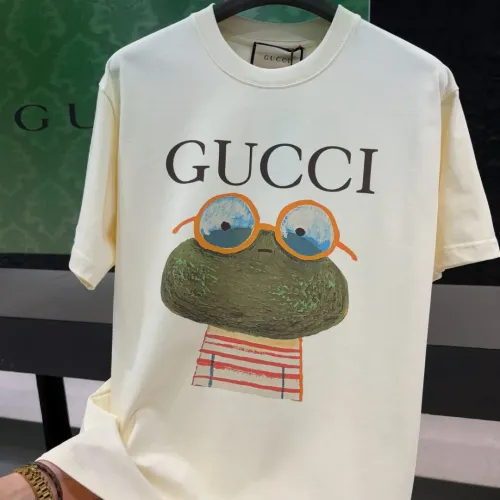 Cheap Gucci T-Shirts Short Sleeved For Unisex #1424601 Replica Wholesale [$34.00 USD] [ITEM#1424601] on Replica Gucci T-Shirts