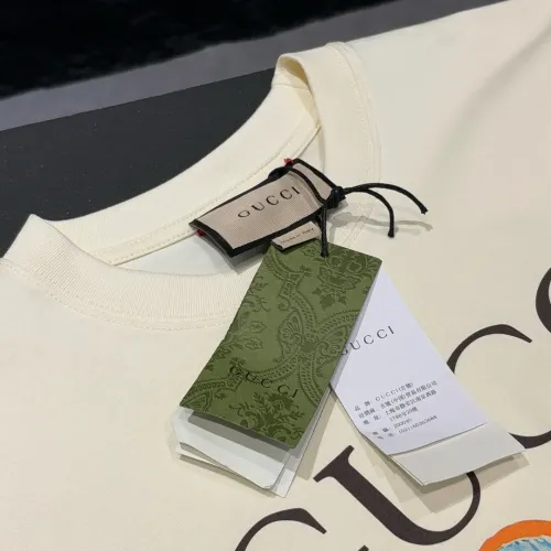 Cheap Gucci T-Shirts Short Sleeved For Unisex #1424601 Replica Wholesale [$34.00 USD] [ITEM#1424601] on Replica Gucci T-Shirts