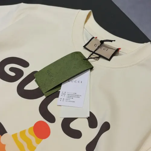 Cheap Gucci T-Shirts Short Sleeved For Unisex #1424603 Replica Wholesale [$34.00 USD] [ITEM#1424603] on Replica Gucci T-Shirts