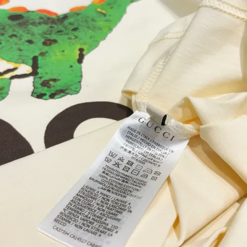 Cheap Gucci T-Shirts Short Sleeved For Unisex #1424604 Replica Wholesale [$34.00 USD] [ITEM#1424604] on Replica Gucci T-Shirts
