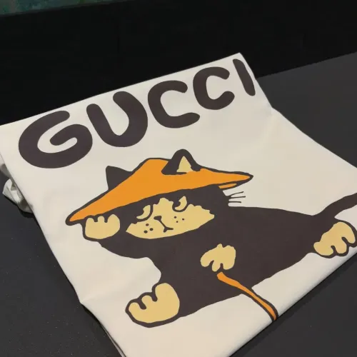 Cheap Gucci T-Shirts Short Sleeved For Unisex #1424605 Replica Wholesale [$34.00 USD] [ITEM#1424605] on Replica Gucci T-Shirts