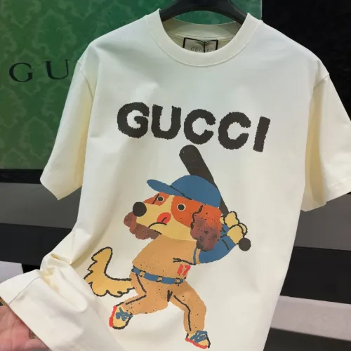 Cheap Gucci T-Shirts Short Sleeved For Unisex #1424608 Replica Wholesale [$34.00 USD] [ITEM#1424608] on Replica Gucci T-Shirts