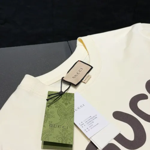 Cheap Gucci T-Shirts Short Sleeved For Unisex #1424609 Replica Wholesale [$34.00 USD] [ITEM#1424609] on Replica Gucci T-Shirts