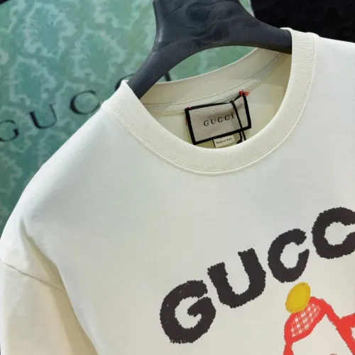 Cheap Gucci T-Shirts Short Sleeved For Unisex #1424610 Replica Wholesale [$34.00 USD] [ITEM#1424610] on Replica Gucci T-Shirts