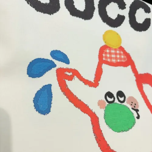 Cheap Gucci T-Shirts Short Sleeved For Unisex #1424610 Replica Wholesale [$34.00 USD] [ITEM#1424610] on Replica Gucci T-Shirts