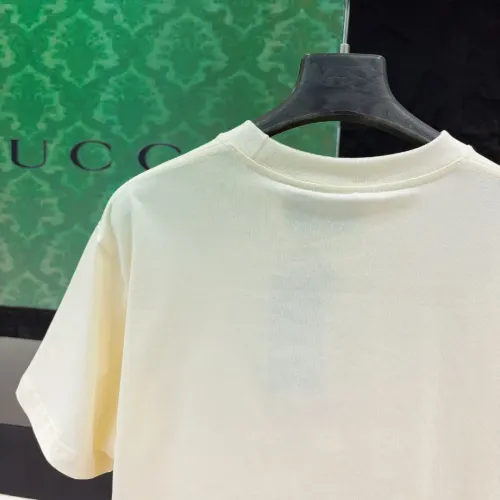 Cheap Gucci T-Shirts Short Sleeved For Unisex #1424611 Replica Wholesale [$34.00 USD] [ITEM#1424611] on Replica Gucci T-Shirts