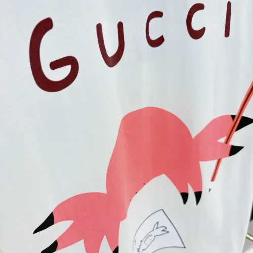 Cheap Gucci T-Shirts Short Sleeved For Unisex #1424617 Replica Wholesale [$34.00 USD] [ITEM#1424617] on Replica Gucci T-Shirts