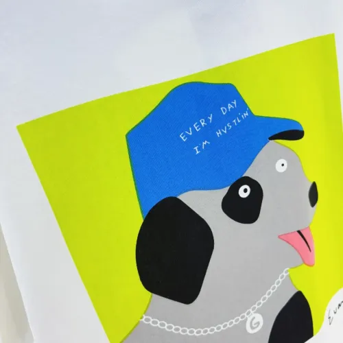 Cheap Gucci T-Shirts Short Sleeved For Unisex #1424620 Replica Wholesale [$34.00 USD] [ITEM#1424620] on Replica Gucci T-Shirts