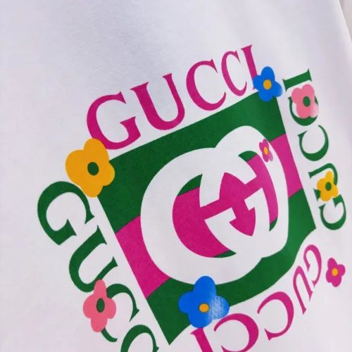 Cheap Gucci T-Shirts Short Sleeved For Unisex #1424621 Replica Wholesale [$34.00 USD] [ITEM#1424621] on Replica Gucci T-Shirts