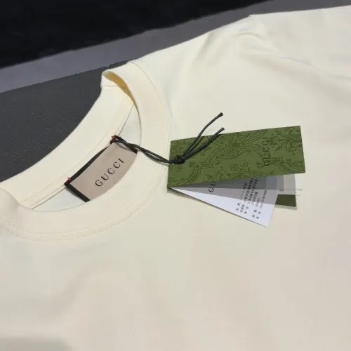 Cheap Gucci T-Shirts Short Sleeved For Unisex #1424622 Replica Wholesale [$34.00 USD] [ITEM#1424622] on Replica Gucci T-Shirts