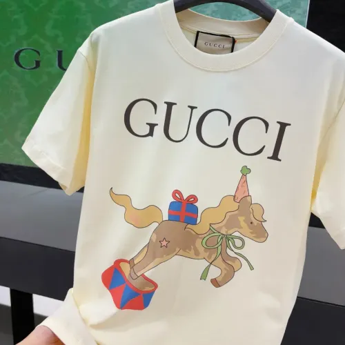 Cheap Gucci T-Shirts Short Sleeved For Unisex #1424623 Replica Wholesale [$34.00 USD] [ITEM#1424623] on Replica Gucci T-Shirts