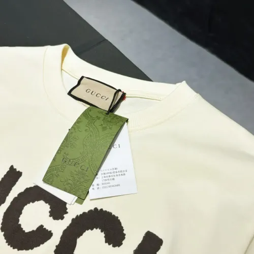 Cheap Gucci T-Shirts Short Sleeved For Unisex #1424626 Replica Wholesale [$34.00 USD] [ITEM#1424626] on Replica Gucci T-Shirts