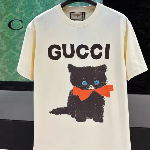 Cheap Gucci T-Shirts Short Sleeved For Unisex #1424626 Replica Wholesale [$34.00 USD] [ITEM#1424626] on Replica Gucci T-Shirts