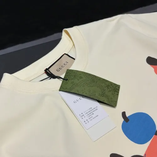 Cheap Gucci T-Shirts Short Sleeved For Unisex #1424627 Replica Wholesale [$34.00 USD] [ITEM#1424627] on Replica Gucci T-Shirts