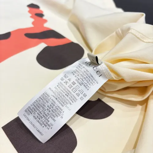 Cheap Gucci T-Shirts Short Sleeved For Unisex #1424627 Replica Wholesale [$34.00 USD] [ITEM#1424627] on Replica Gucci T-Shirts