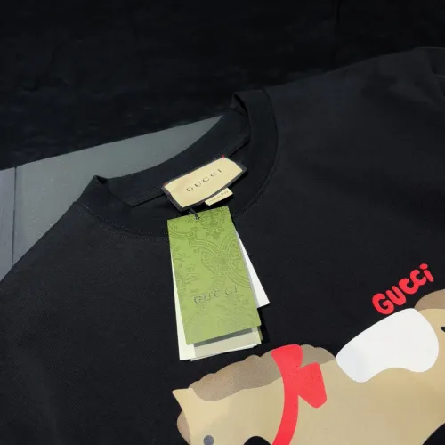 Cheap Gucci T-Shirts Short Sleeved For Unisex #1424632 Replica Wholesale [$34.00 USD] [ITEM#1424632] on Replica Gucci T-Shirts