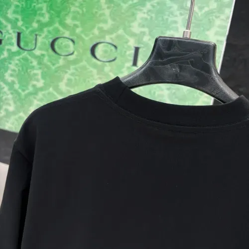 Cheap Gucci T-Shirts Short Sleeved For Unisex #1424633 Replica Wholesale [$34.00 USD] [ITEM#1424633] on Replica Gucci T-Shirts