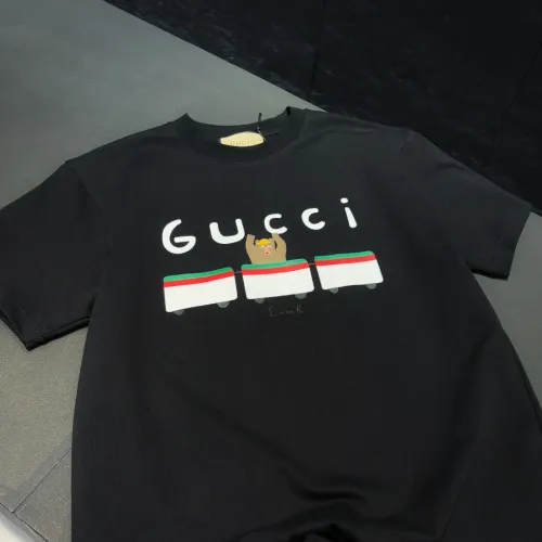 Cheap Gucci T-Shirts Short Sleeved For Unisex #1424634 Replica Wholesale [$34.00 USD] [ITEM#1424634] on Replica Gucci T-Shirts