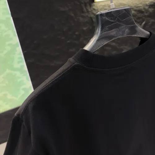 Cheap Gucci T-Shirts Short Sleeved For Unisex #1424635 Replica Wholesale [$34.00 USD] [ITEM#1424635] on Replica Gucci T-Shirts