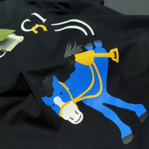 Cheap Gucci T-Shirts Short Sleeved For Unisex #1424636 Replica Wholesale [$34.00 USD] [ITEM#1424636] on Replica Gucci T-Shirts