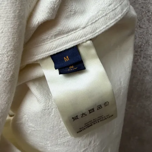 Cheap Louis Vuitton LV Shirts Short Sleeved For Unisex #1424639 Replica Wholesale [$82.00 USD] [ITEM#1424639] on Replica Louis Vuitton LV Shirts