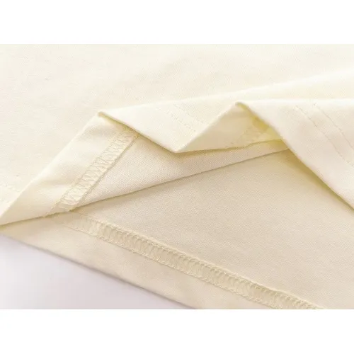 Cheap Gucci T-Shirts Short Sleeved For Unisex #1424843 Replica Wholesale [$32.00 USD] [ITEM#1424843] on Replica Gucci T-Shirts