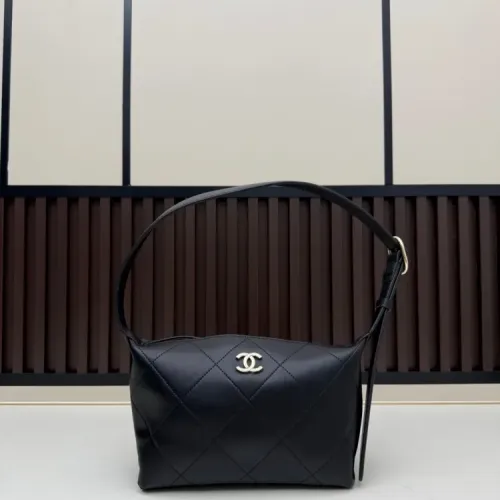 Chanel AAA Quality Shoulder Bags #1424997