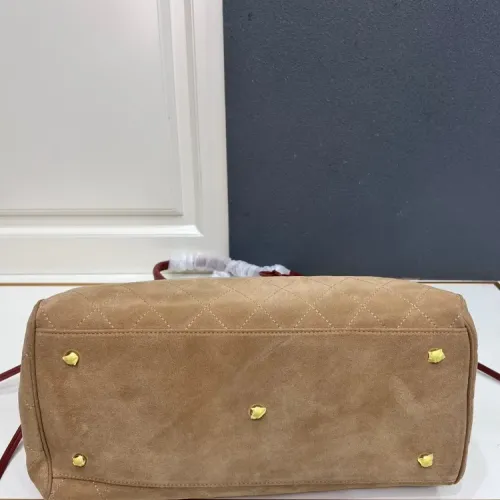 Cheap Chanel AAA Quality Handbags For Women #1425040 Replica Wholesale [$115.00 USD] [ITEM#1425040] on Replica Chanel AAA Quality Handbags