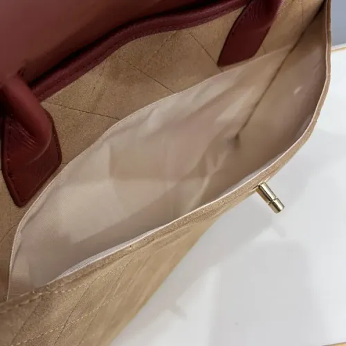 Cheap Chanel AAA Quality Handbags For Women #1425040 Replica Wholesale [$115.00 USD] [ITEM#1425040] on Replica Chanel AAA Quality Handbags